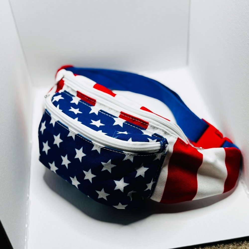 Patriotic Fanny-Pack 🇺🇸👌